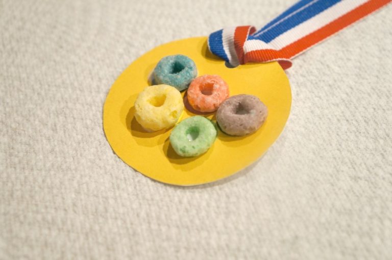 Olympic-Rings-Medal-Craft_Honey and Lime